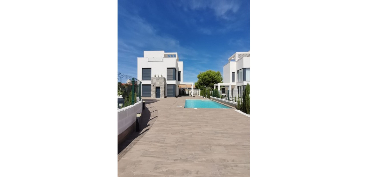 Nueva construcción  - Modelo Gemma -
La Manga del Mar Menor - Playa Honda