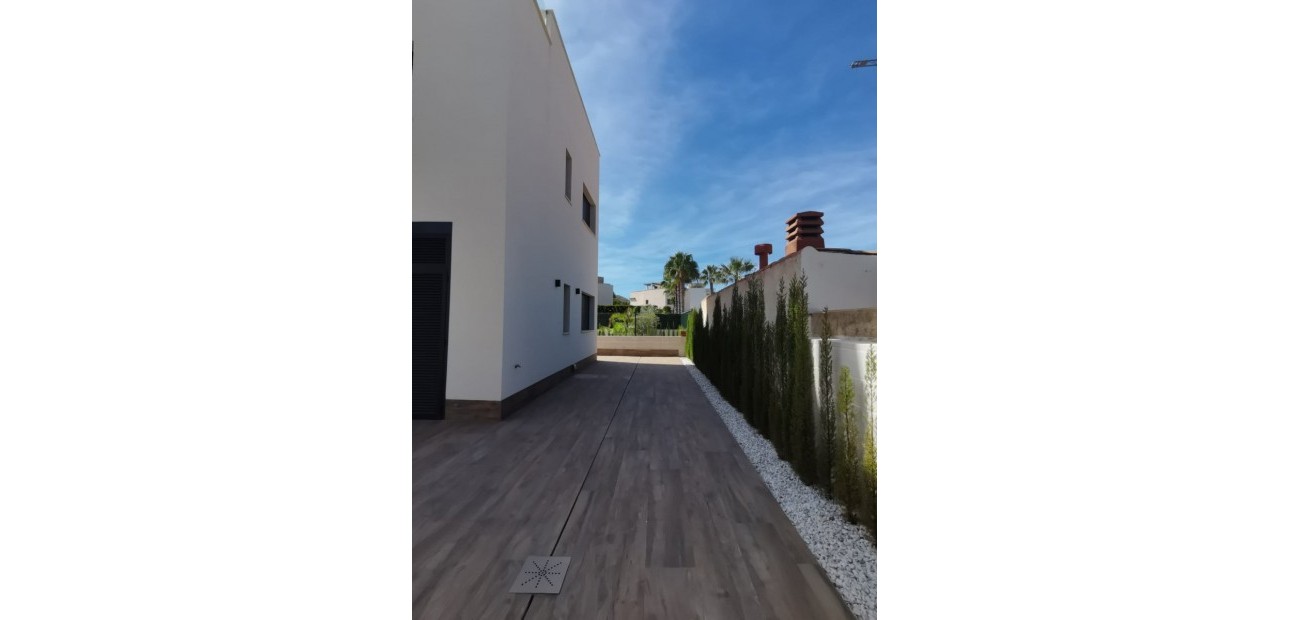 Nueva construcción  - Modelo Gemma -
La Manga del Mar Menor - Playa Honda