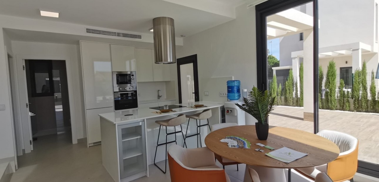 Nueva construcción  - Modelo Gemma -
La Manga del Mar Menor - Playa Honda
