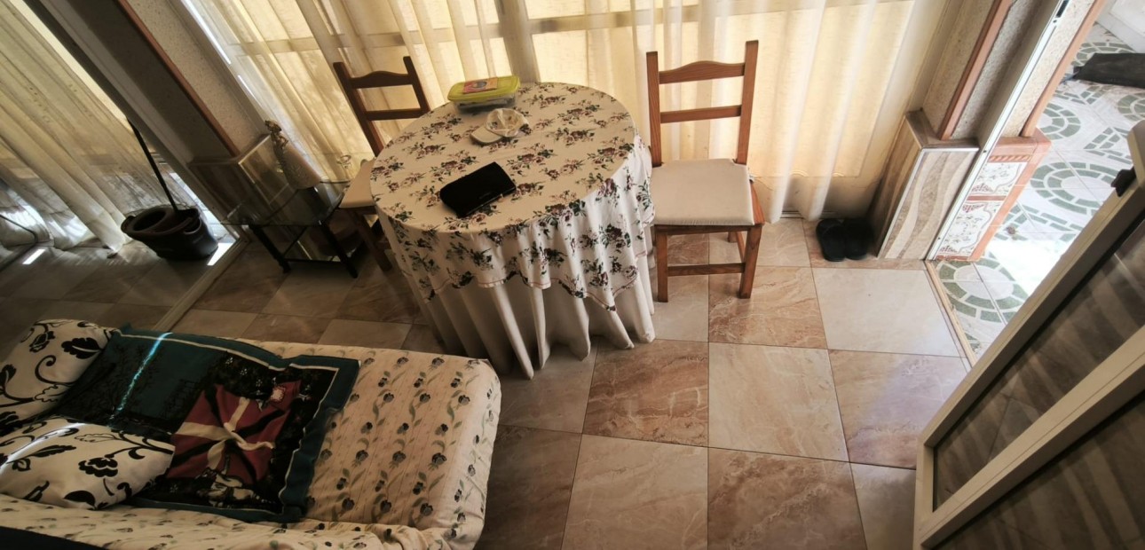 Herverkoop - Appartement / flat -
Torrevieja - Torreblanca