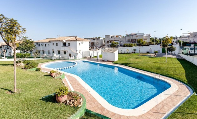 Herverkoop - Bungalow -
Torrevieja - Los balcones