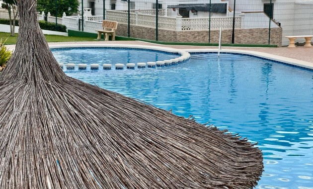 Herverkoop - Bungalow -
Torrevieja - Los balcones