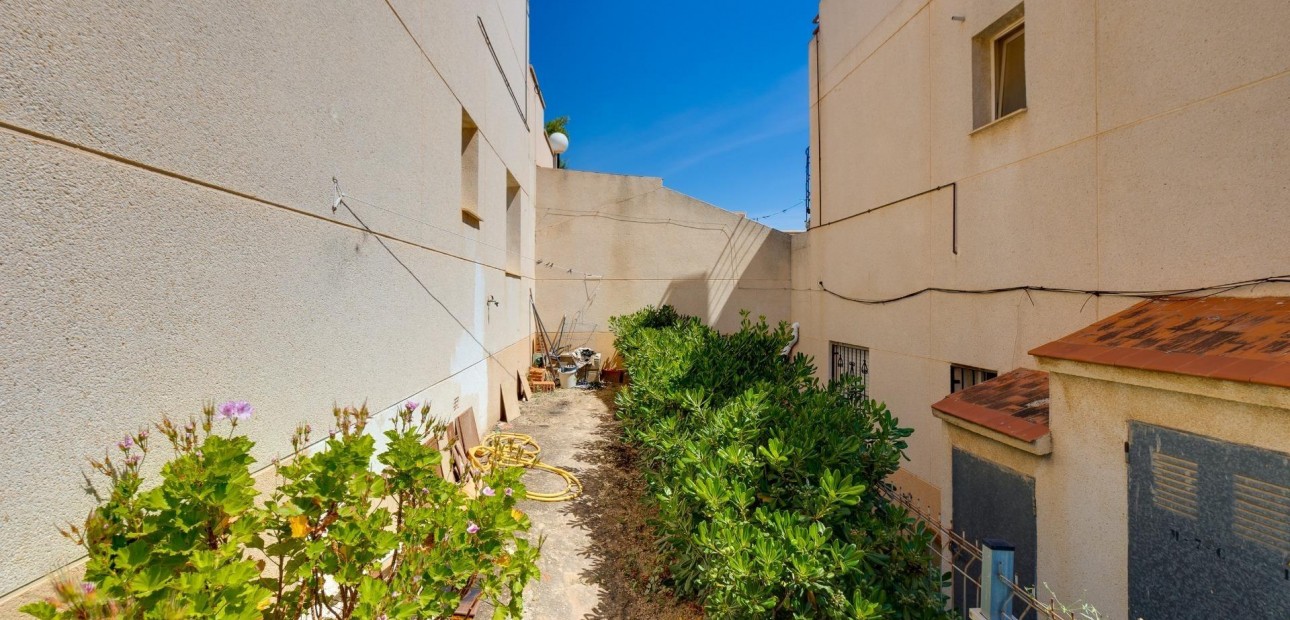 Herverkoop - Bungalow -
Torrevieja - Los balcones