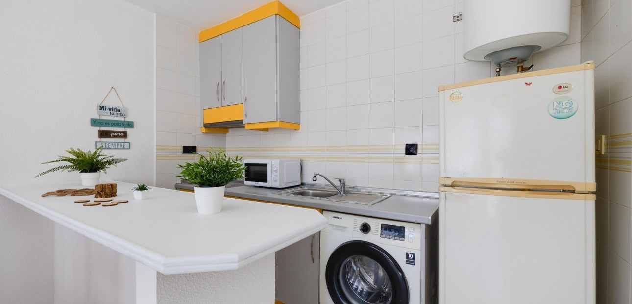 Herverkoop - Bungalow -
Torrevieja - Los balcones