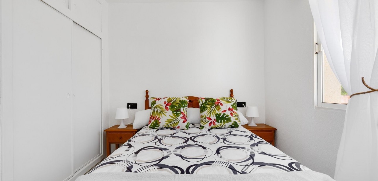 Herverkoop - Bungalow -
Torrevieja - Los balcones