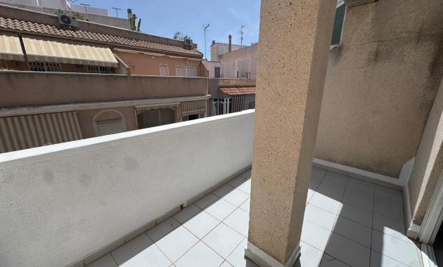 Sale - Studio -
Torrevieja - torrevieja