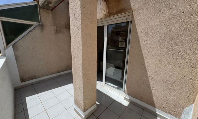 Sale - Studio -
Torrevieja - torrevieja