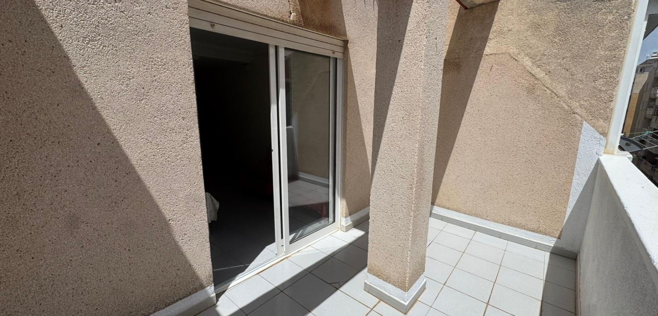 Sale - Studio -
Torrevieja - torrevieja