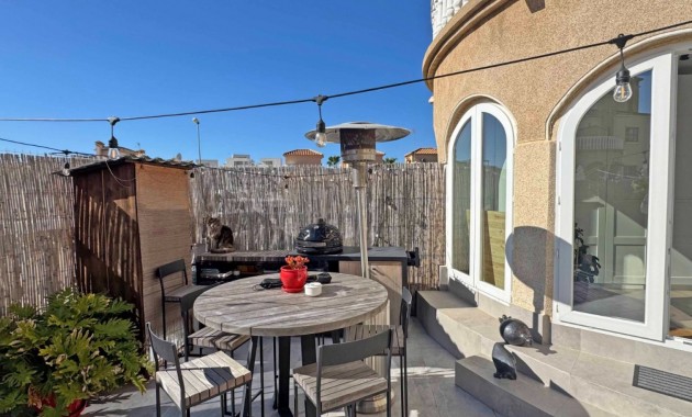 Herverkoop - Quad Villa -
Orihuela Costa - Villamartin