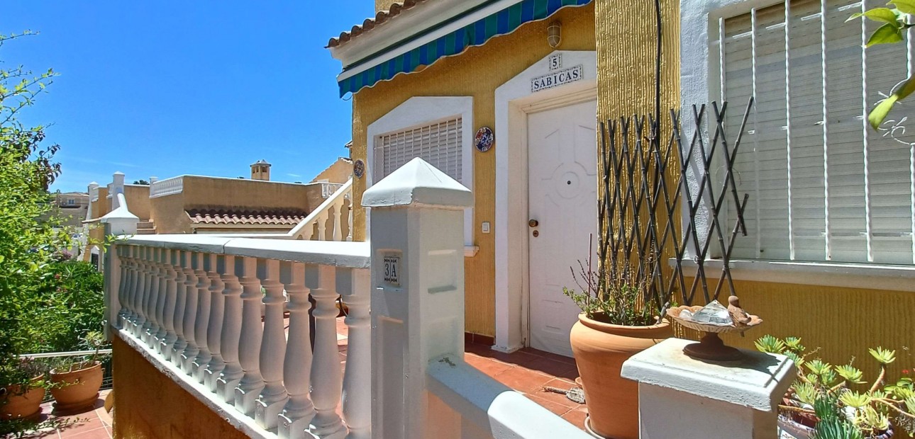 Herverkoop - Quad Villa -
Orihuela Costa - Las Filipinas