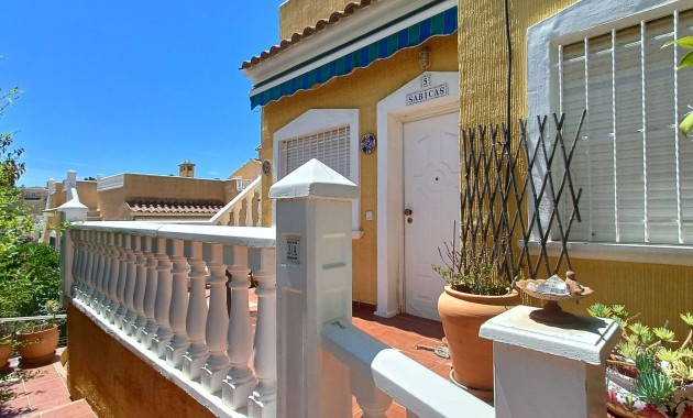 Herverkoop - Quad Villa -
Orihuela Costa - Las Filipinas