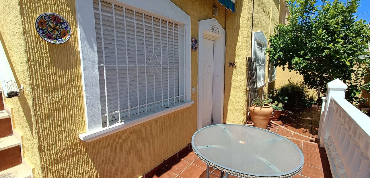 Herverkoop - Quad Villa -
Orihuela Costa - Las Filipinas