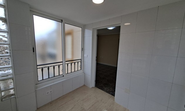 Herverkoop - Appartement / flat -
Orihuela Costa - Punta Prima