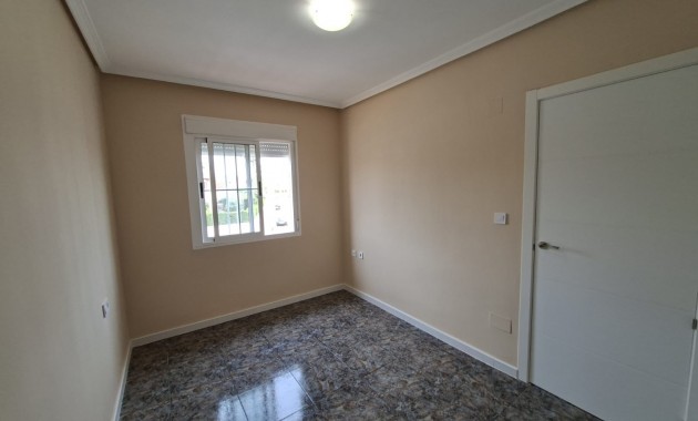 Herverkoop - Appartement / flat -
Orihuela Costa - Punta Prima