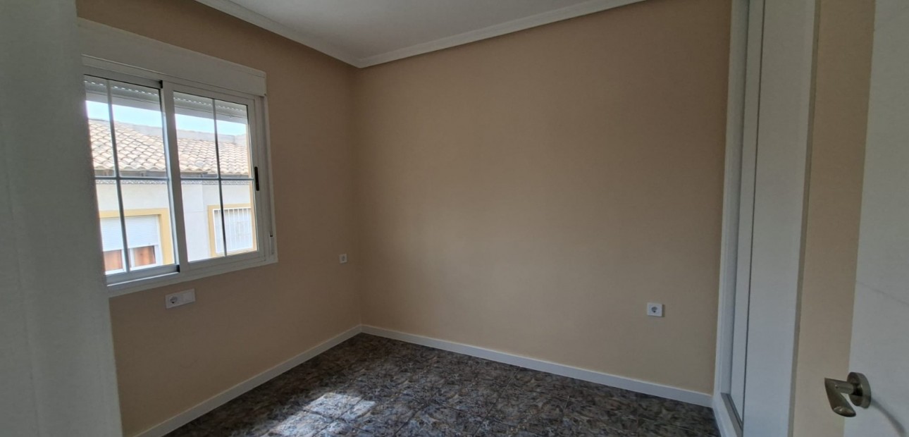 Herverkoop - Appartement / flat -
Orihuela Costa - Punta Prima