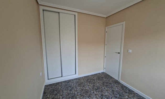 Herverkoop - Appartement / flat -
Orihuela Costa - Punta Prima