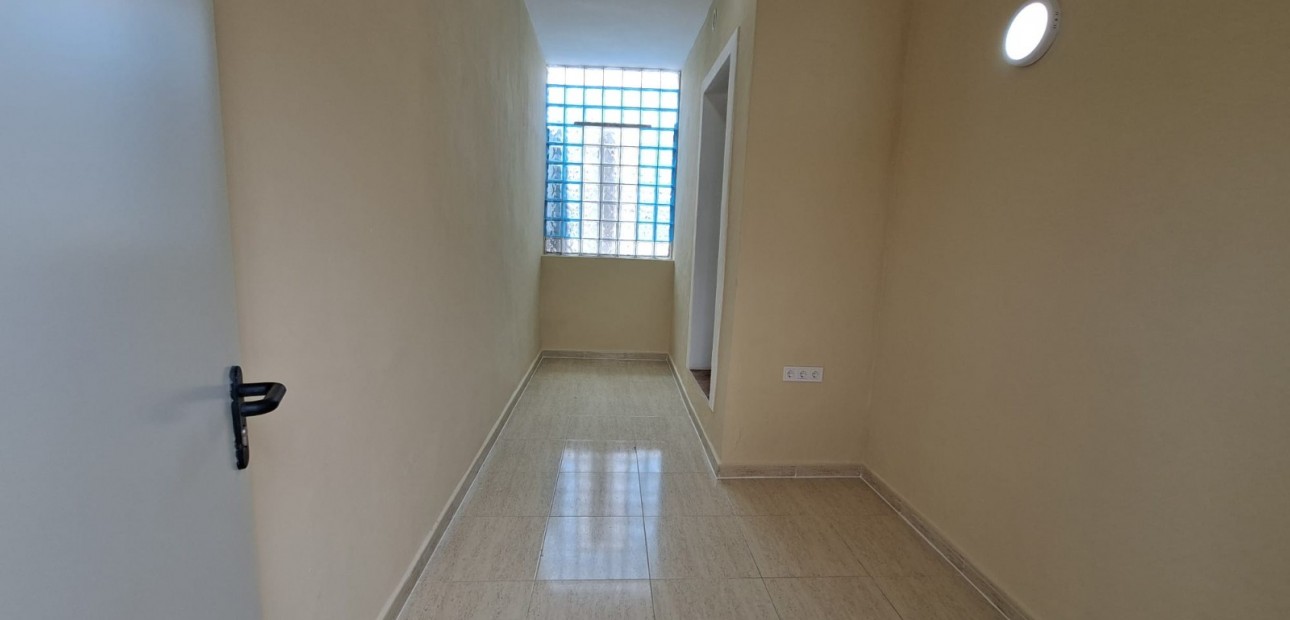 Herverkoop - Appartement / flat -
Orihuela Costa - Punta Prima