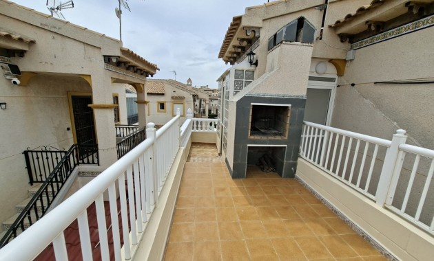 Herverkoop - Appartement / flat -
Orihuela Costa - Punta Prima