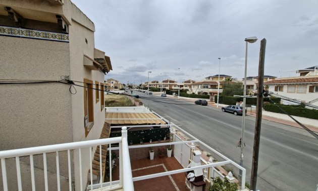 Herverkoop - Appartement / flat -
Orihuela Costa - Punta Prima