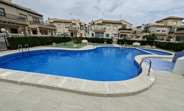 Herverkoop - Appartement / flat -
Orihuela Costa - Punta Prima