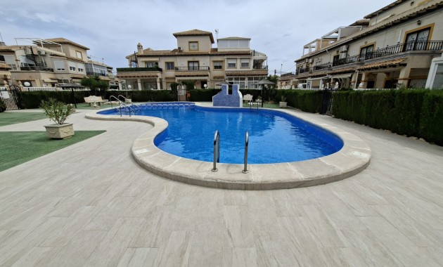Herverkoop - Appartement / flat -
Orihuela Costa - Punta Prima