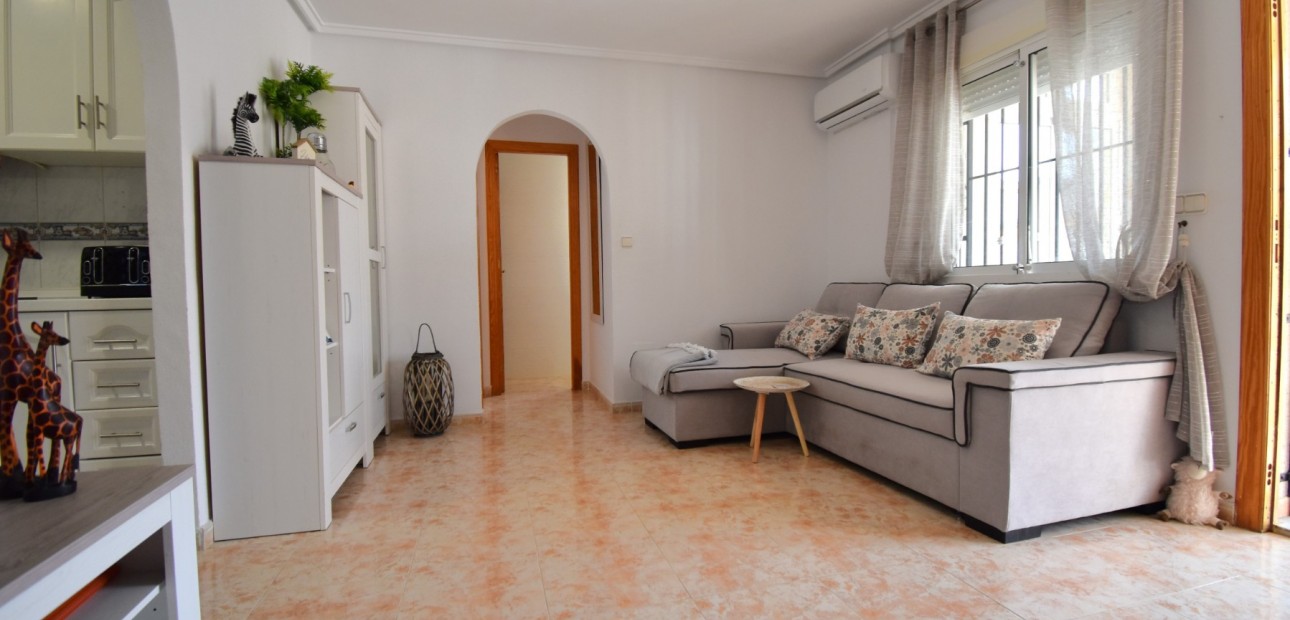 Herverkoop - Quad Villa -
Orihuela Costa - Playa Flamenca