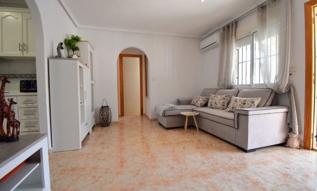 Herverkoop - Quad Villa -
Orihuela Costa - Playa Flamenca