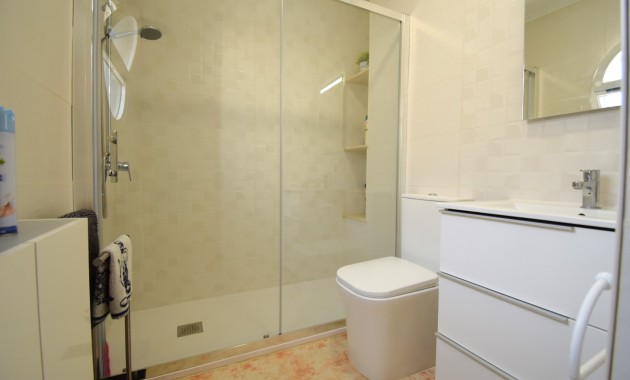 Herverkoop - Quad Villa -
Orihuela Costa - Playa Flamenca
