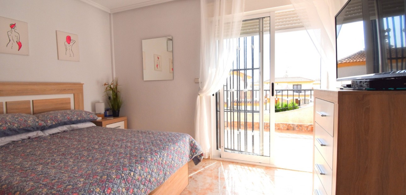 Herverkoop - Quad Villa -
Orihuela Costa - Playa Flamenca