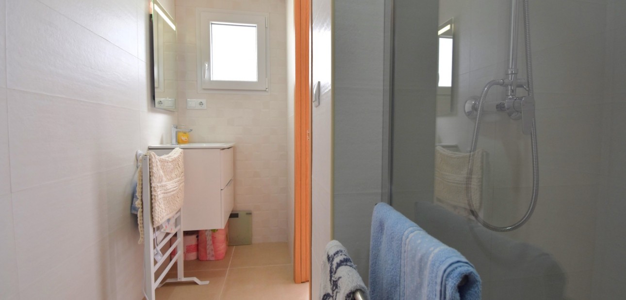 Herverkoop - Quad Villa -
Orihuela Costa - Playa Flamenca