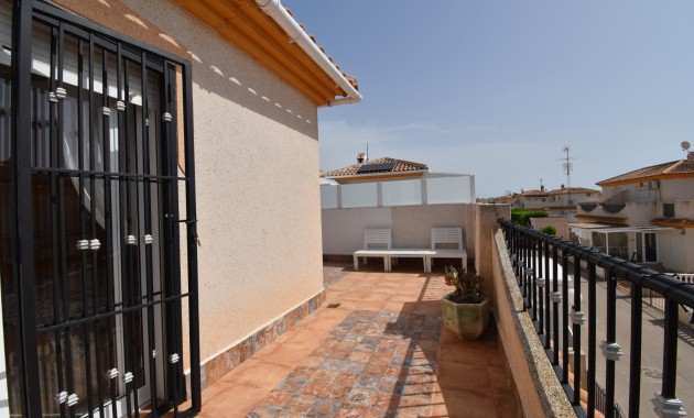 Herverkoop - Quad Villa -
Orihuela Costa - Playa Flamenca