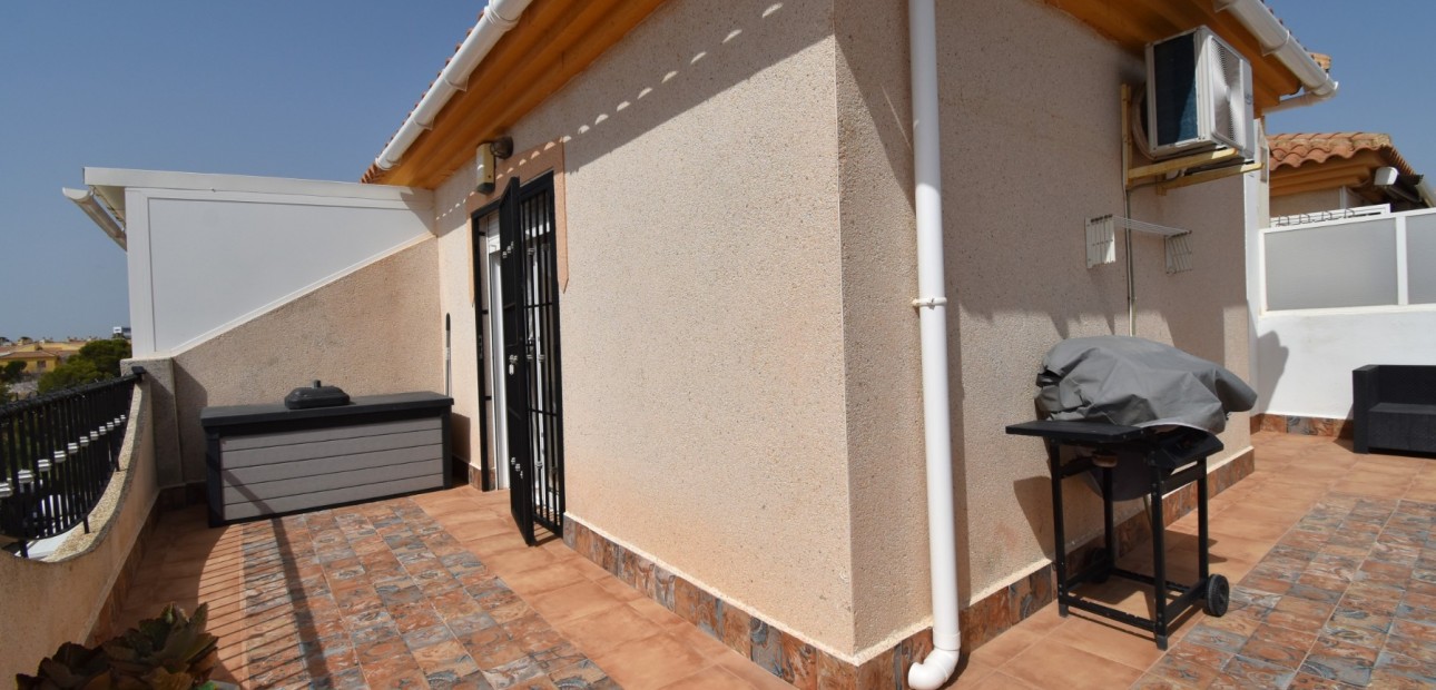 Herverkoop - Quad Villa -
Orihuela Costa - Playa Flamenca
