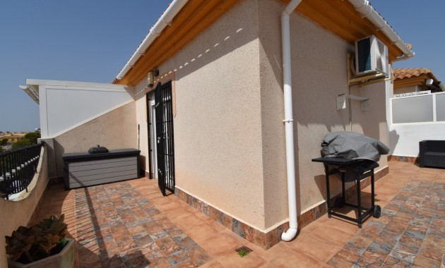 Herverkoop - Quad Villa -
Orihuela Costa - Playa Flamenca