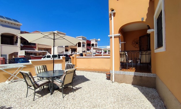 Herverkoop - Terraced house -
Orihuela Costa - La Florida