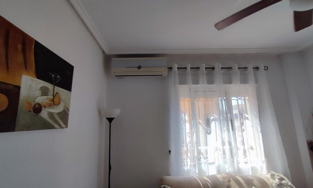 Herverkoop - Terraced house -
Orihuela Costa - La Florida