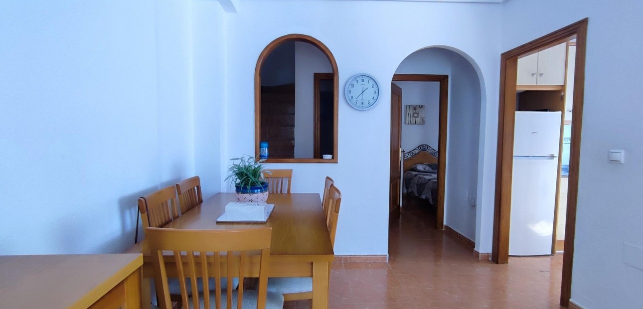 Herverkoop - Terraced house -
Orihuela Costa - La Florida