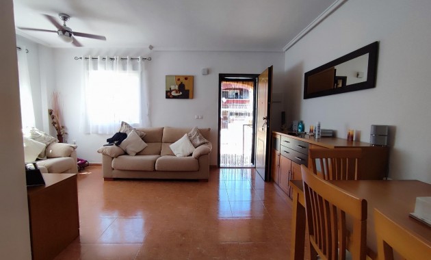 Herverkoop - Terraced house -
Orihuela Costa - La Florida