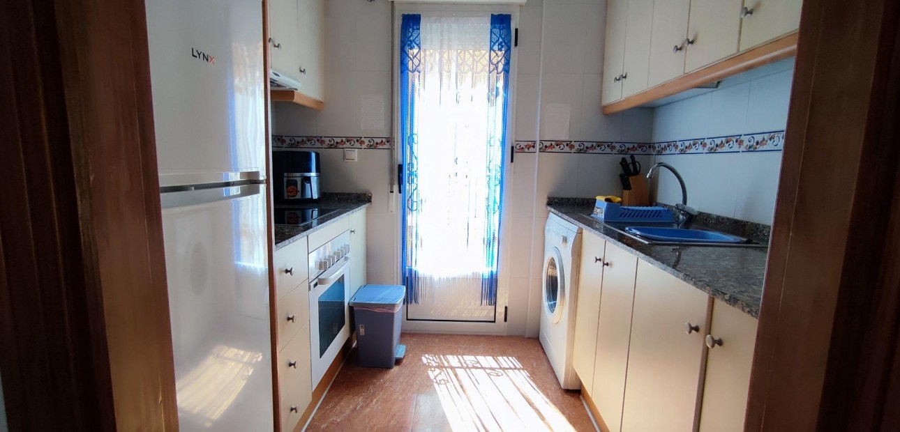 Herverkoop - Terraced house -
Orihuela Costa - La Florida