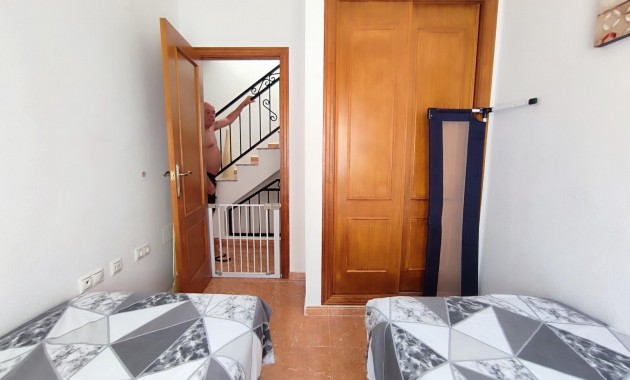 Herverkoop - Terraced house -
Orihuela Costa - La Florida