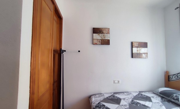 Herverkoop - Terraced house -
Orihuela Costa - La Florida