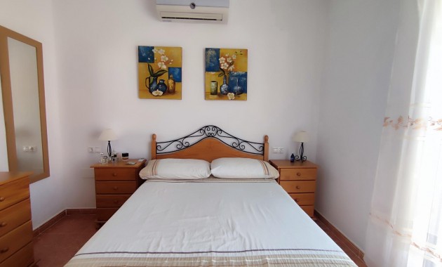 Herverkoop - Terraced house -
Orihuela Costa - La Florida