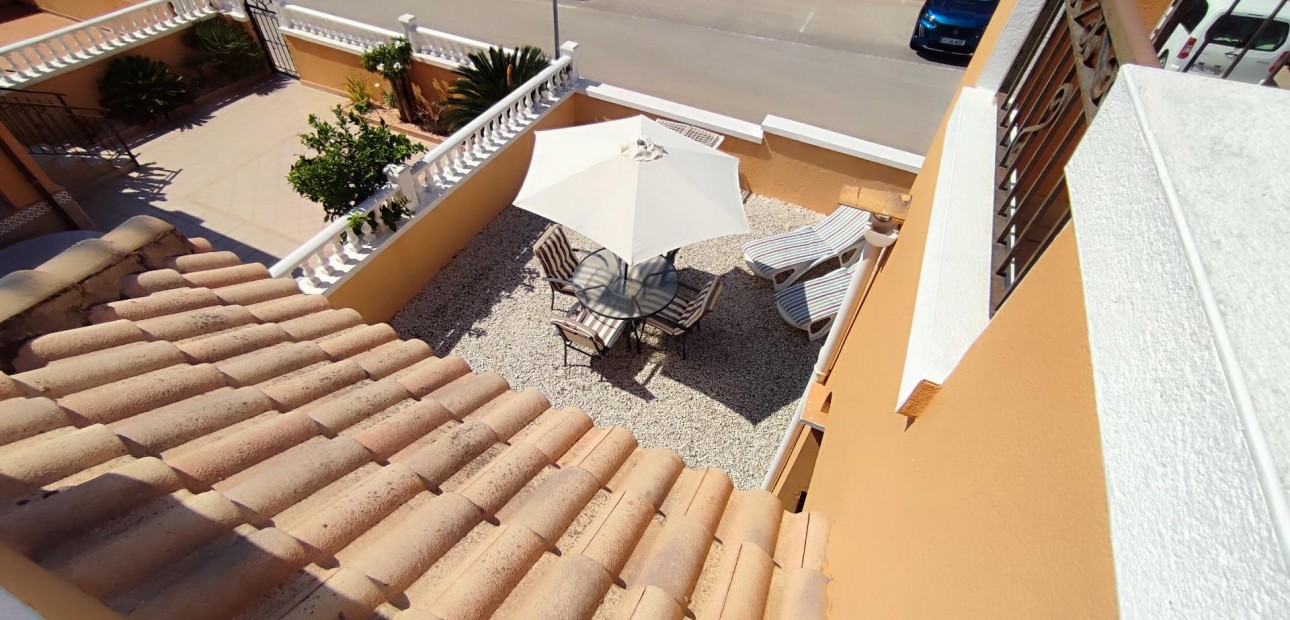 Herverkoop - Terraced house -
Orihuela Costa - La Florida