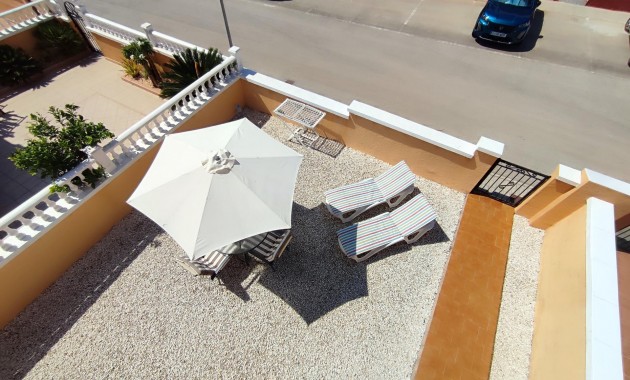 Herverkoop - Terraced house -
Orihuela Costa - La Florida
