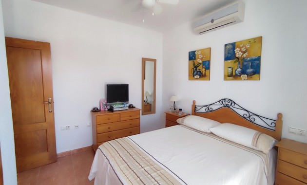 Herverkoop - Terraced house -
Orihuela Costa - La Florida