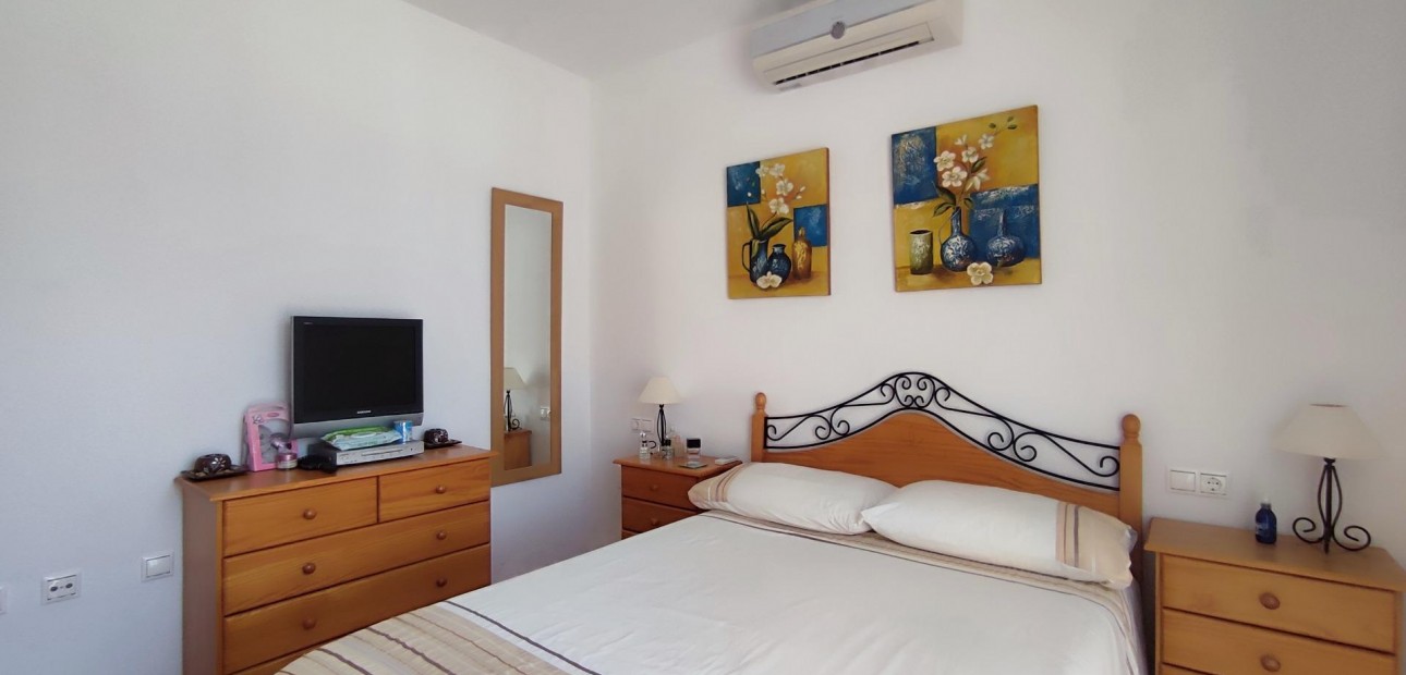 Herverkoop - Terraced house -
Orihuela Costa - La Florida