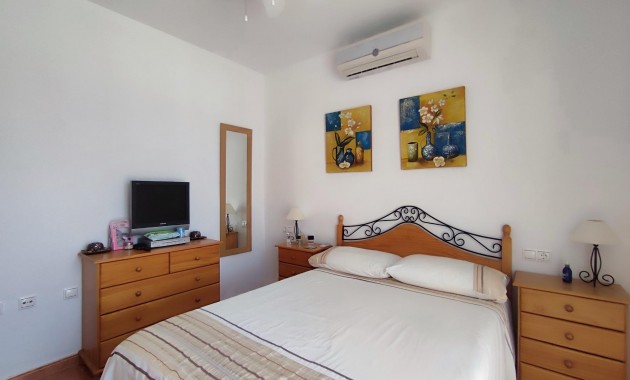 Herverkoop - Terraced house -
Orihuela Costa - La Florida