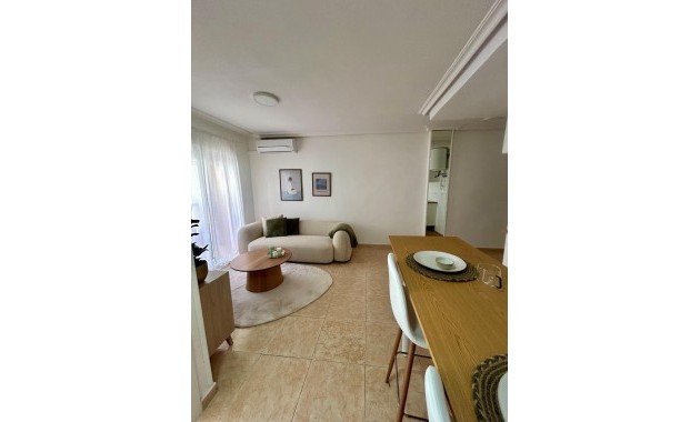 Herverkoop - Appartement / flat -
Torrevieja - Centro