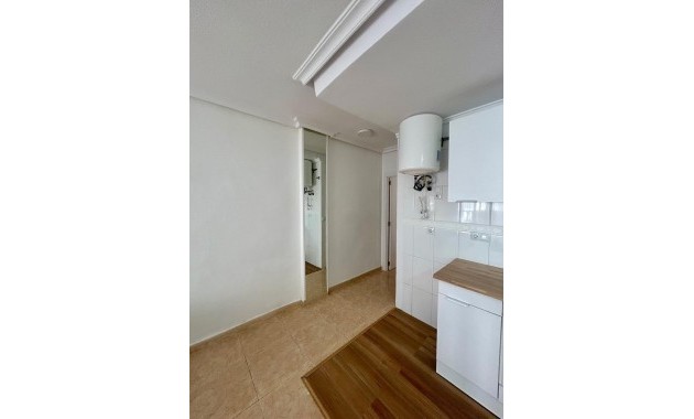 Herverkoop - Appartement / flat -
Torrevieja - Centro