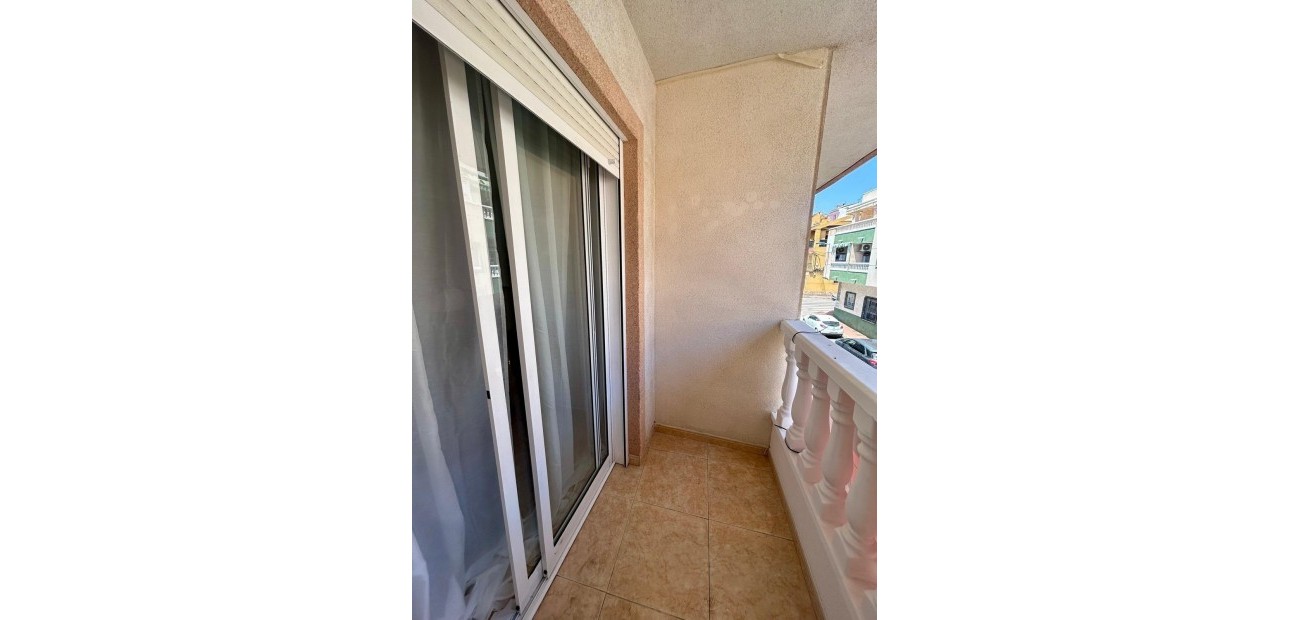 Herverkoop - Appartement / flat -
Torrevieja - Centro