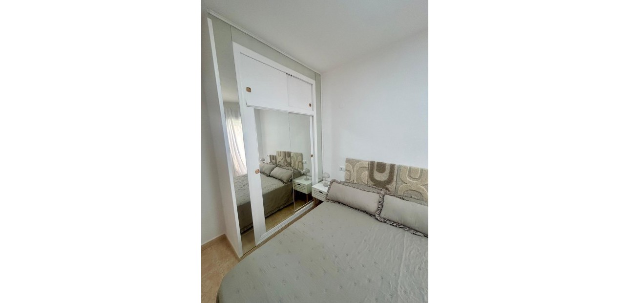 Herverkoop - Appartement / flat -
Torrevieja - Centro